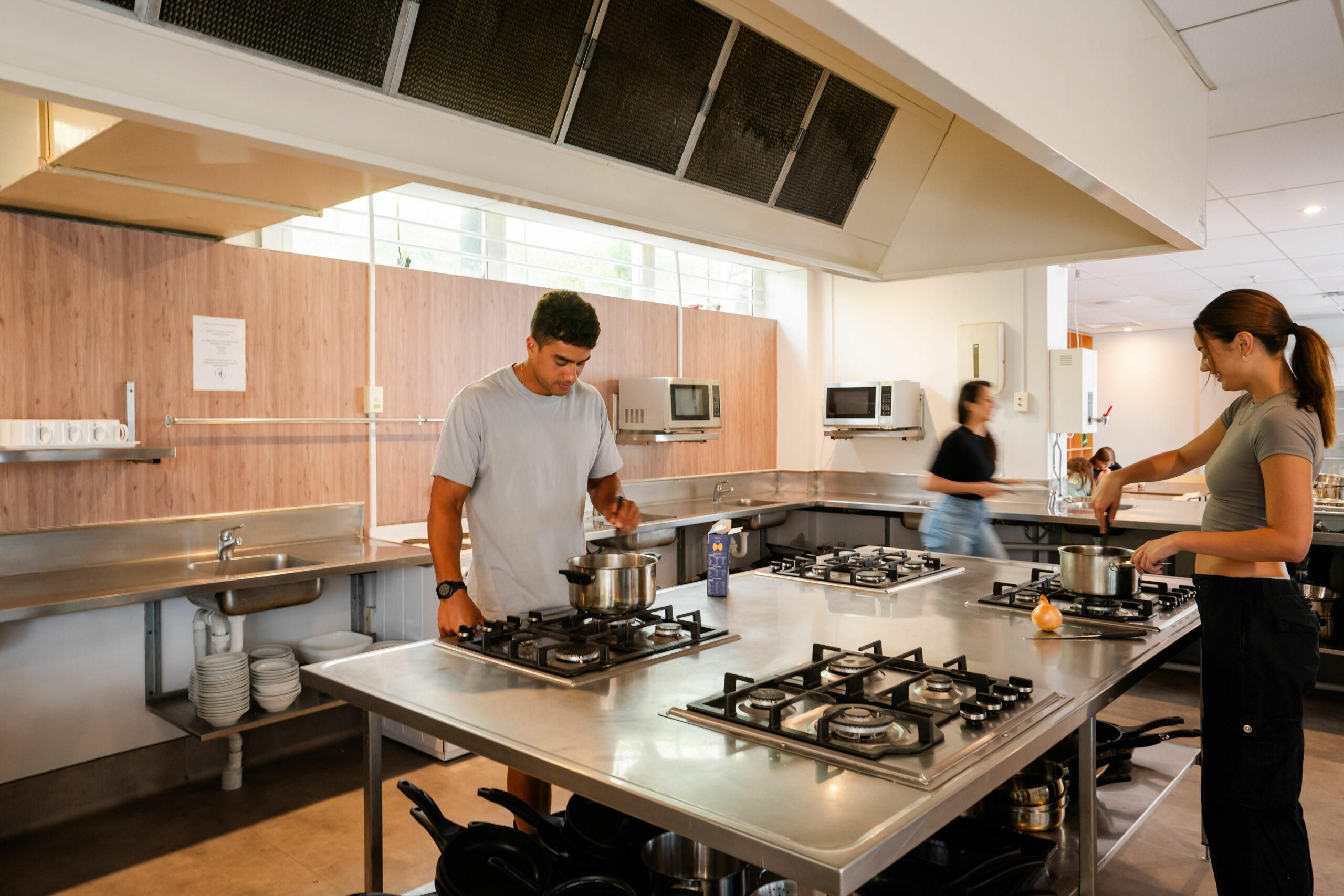 Fully Equipped Kitchen at Auckland City